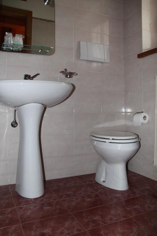 Garni Goccia D'Oro Hotel Кавалезе Стая снимка