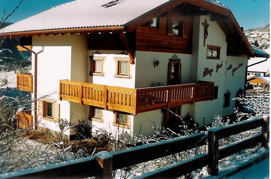 Garni Goccia D'Oro Hotel Кавалезе Екстериор снимка
